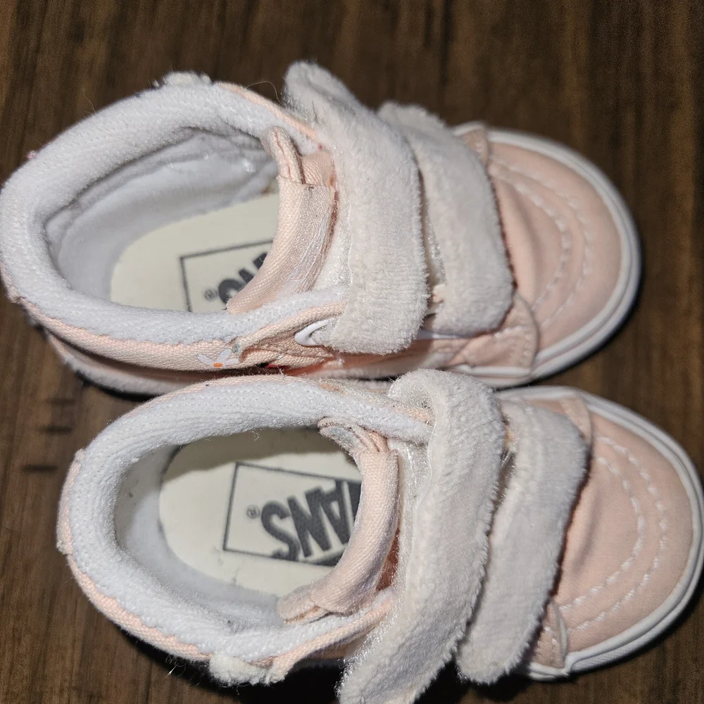 Vans Kids Peach Sneakers with Velcro Straps